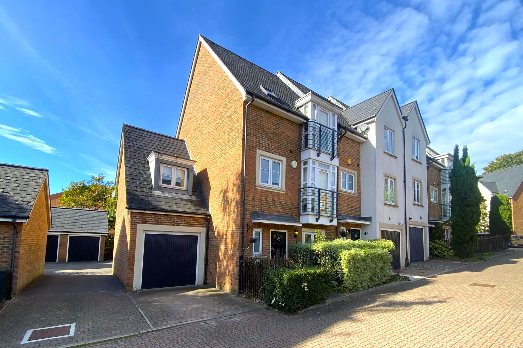 Four Bedroom Townhouse in Redhill
