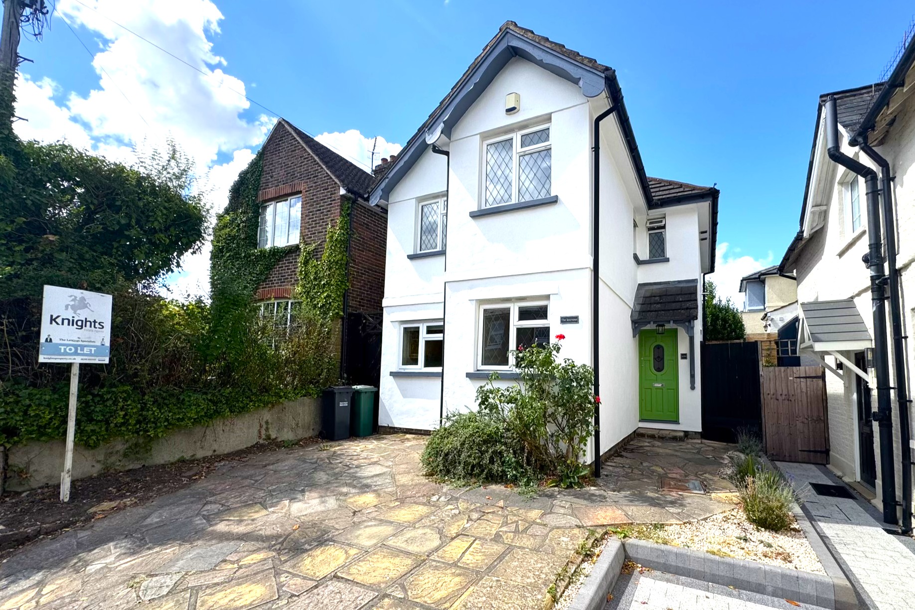 Two Bedroom House in Reigate